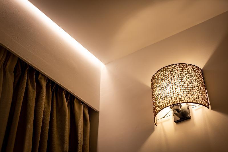 Eleals Boutique Hotel Перама Экстерьер фото
