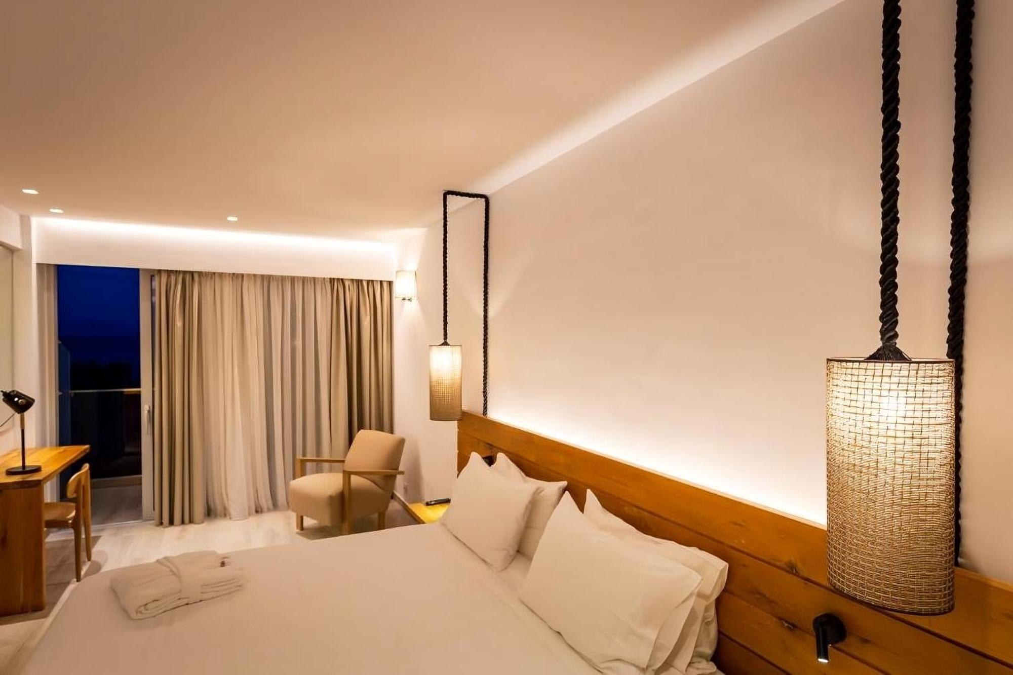 Eleals Boutique Hotel Перама Экстерьер фото